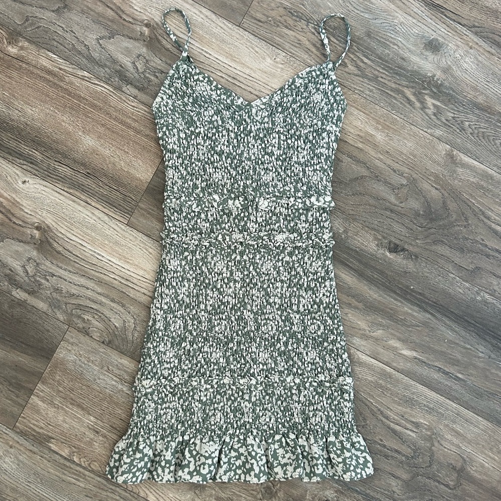 Abercrombie and fitch green rouched mini dress women’s size XS